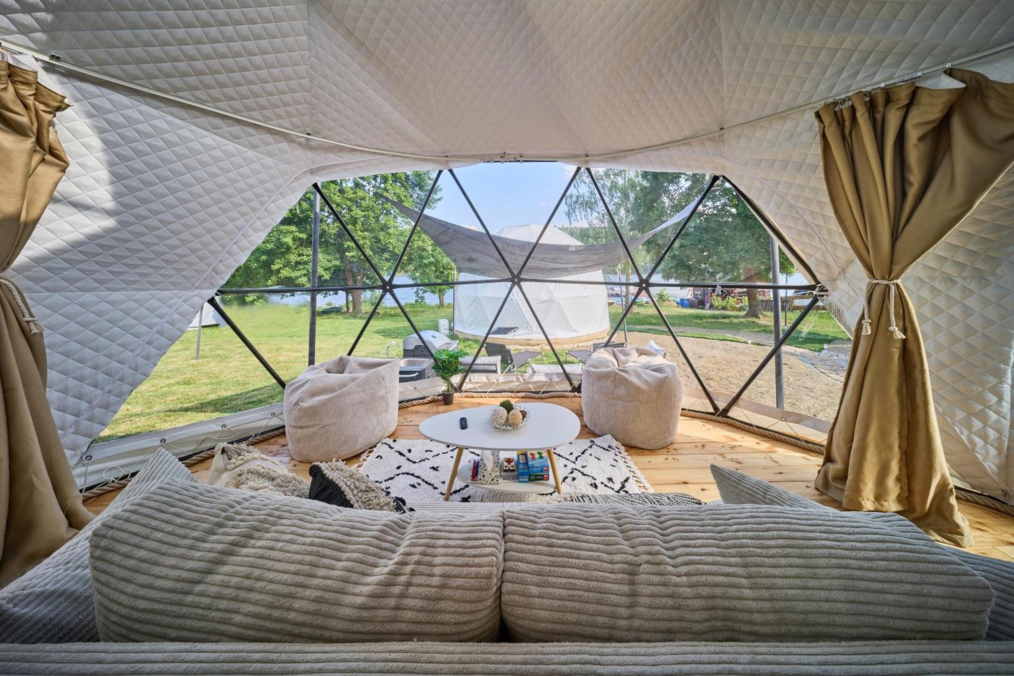 Готель Glamping Slapy Екстер'єр фото