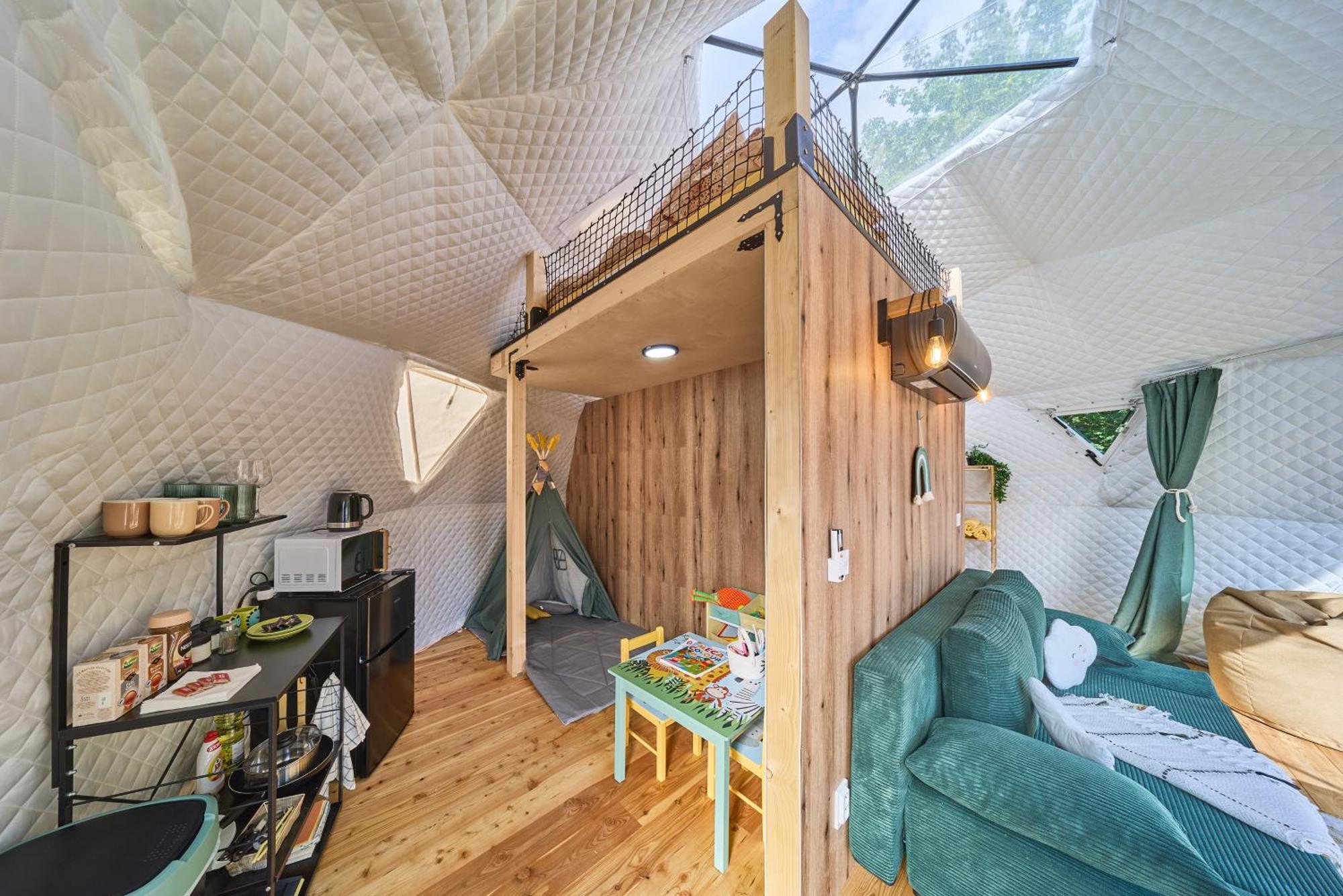 Готель Glamping Slapy Екстер'єр фото